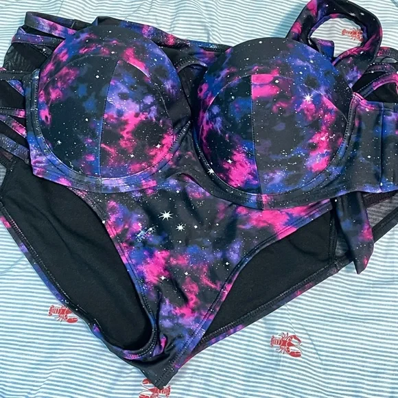 Hot Topic Galaxy Bikini - Picture 6 of 6